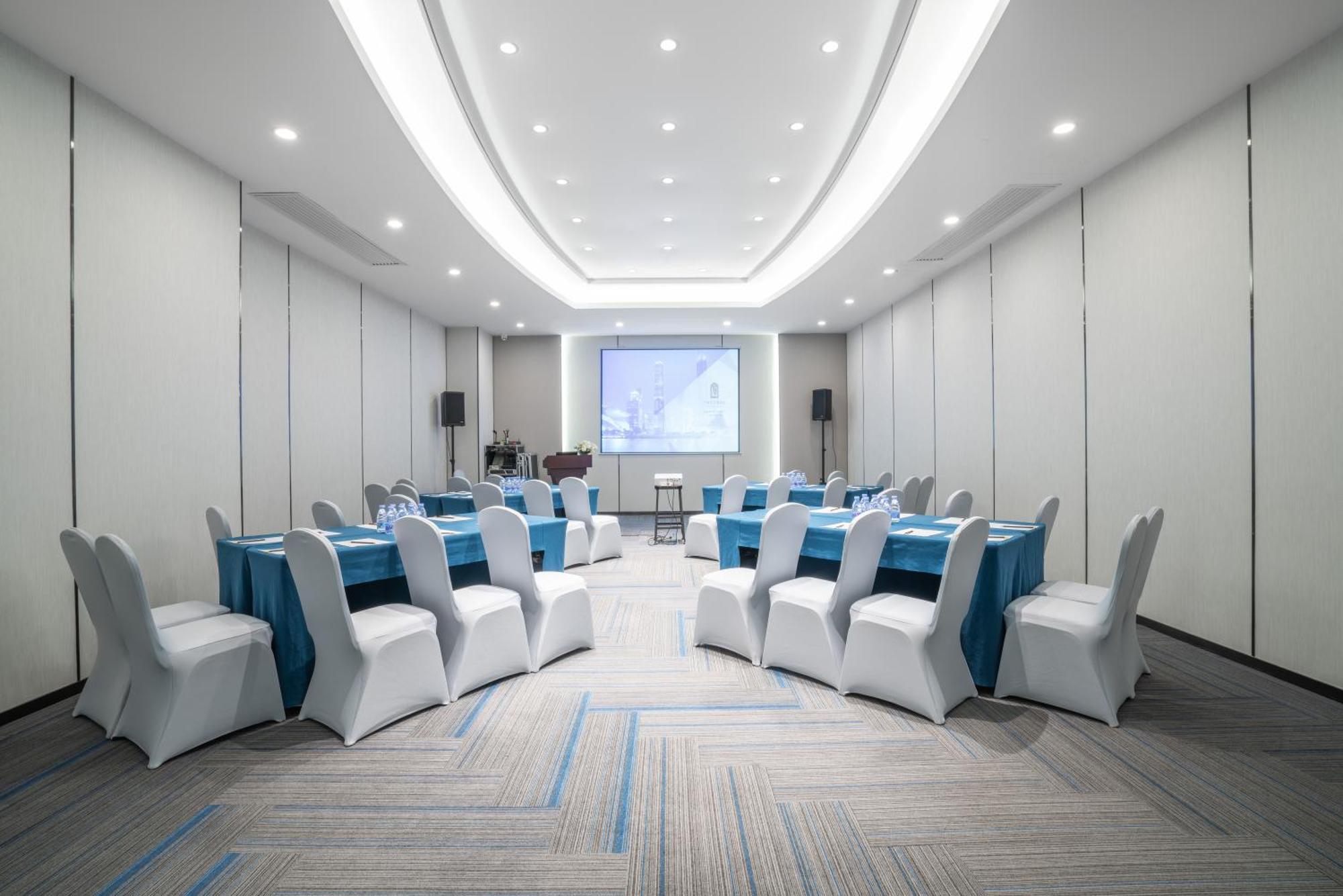 Victoria Hotel Guangzhou Zhujiang New Town Ngoại thất bức ảnh